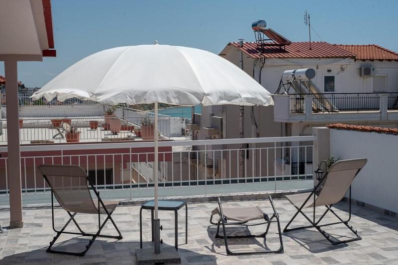 Grcka Reni Greece Beach Penthaus 3 Nea Kallikrateia Exterior photo
